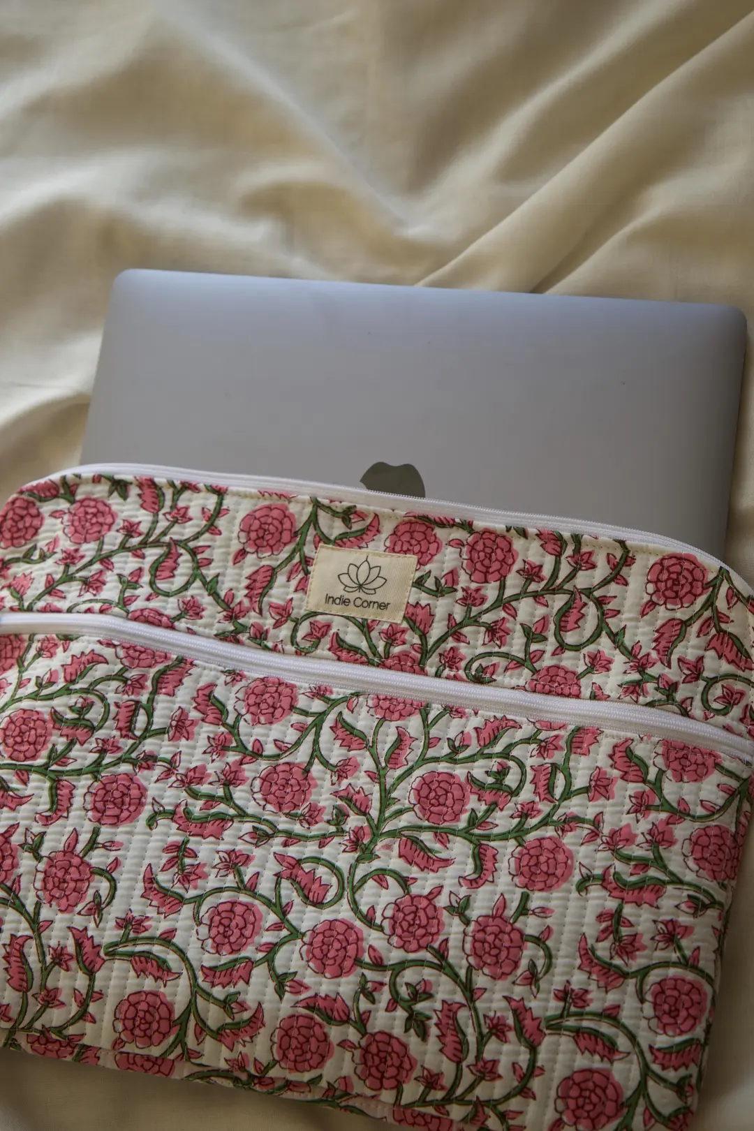 Housse ordinateur motif Gulab