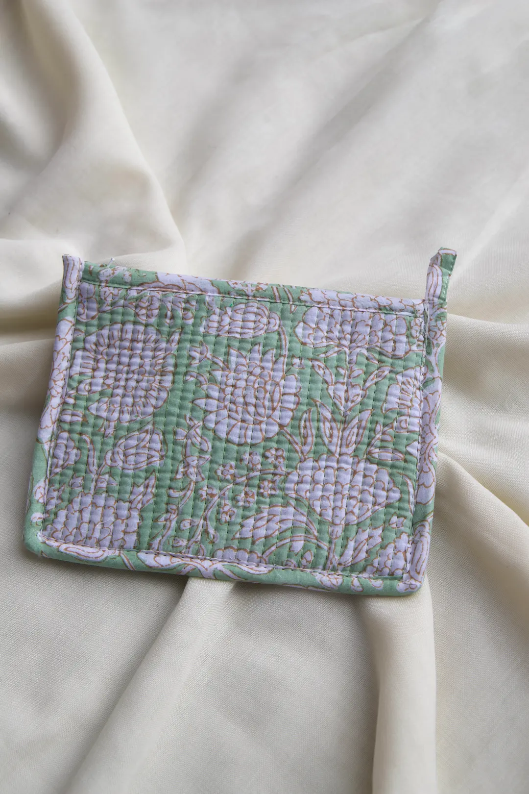 Pochette en coton matelassé Mithi
