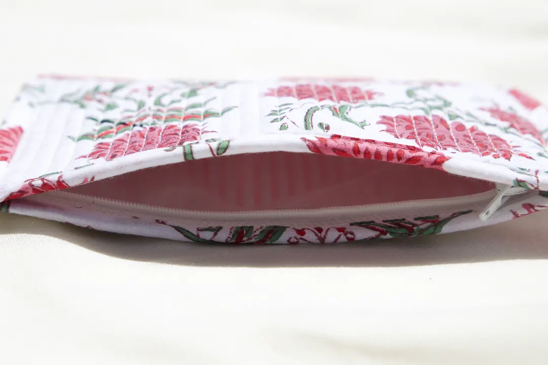 Pochette en coton matelassé motif Phool