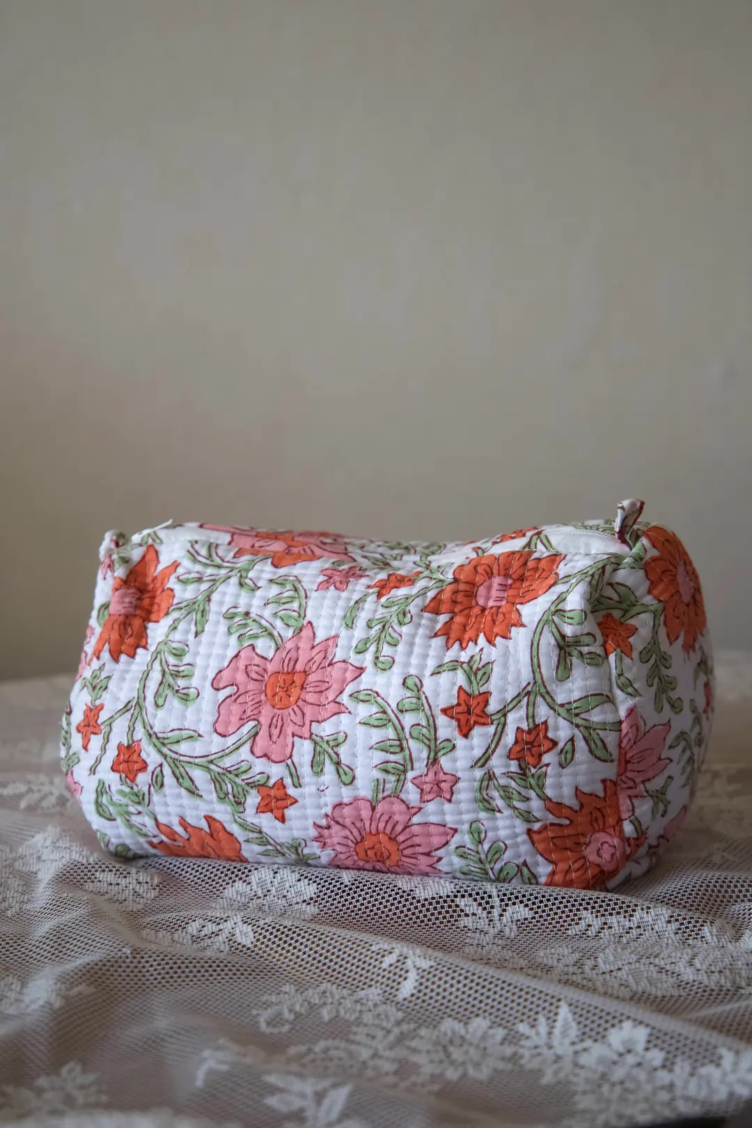 Trousse de toilette matelassée motif Narangi