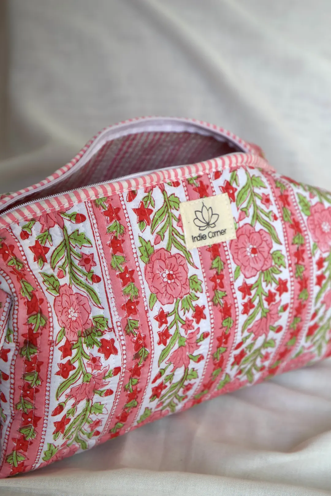 Organisateur sèche-cheveux motif fleuris