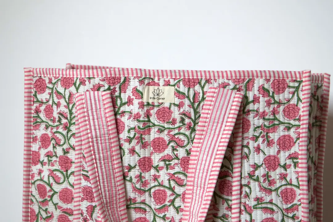 Sac cabas en coton matelassé motif Gulab