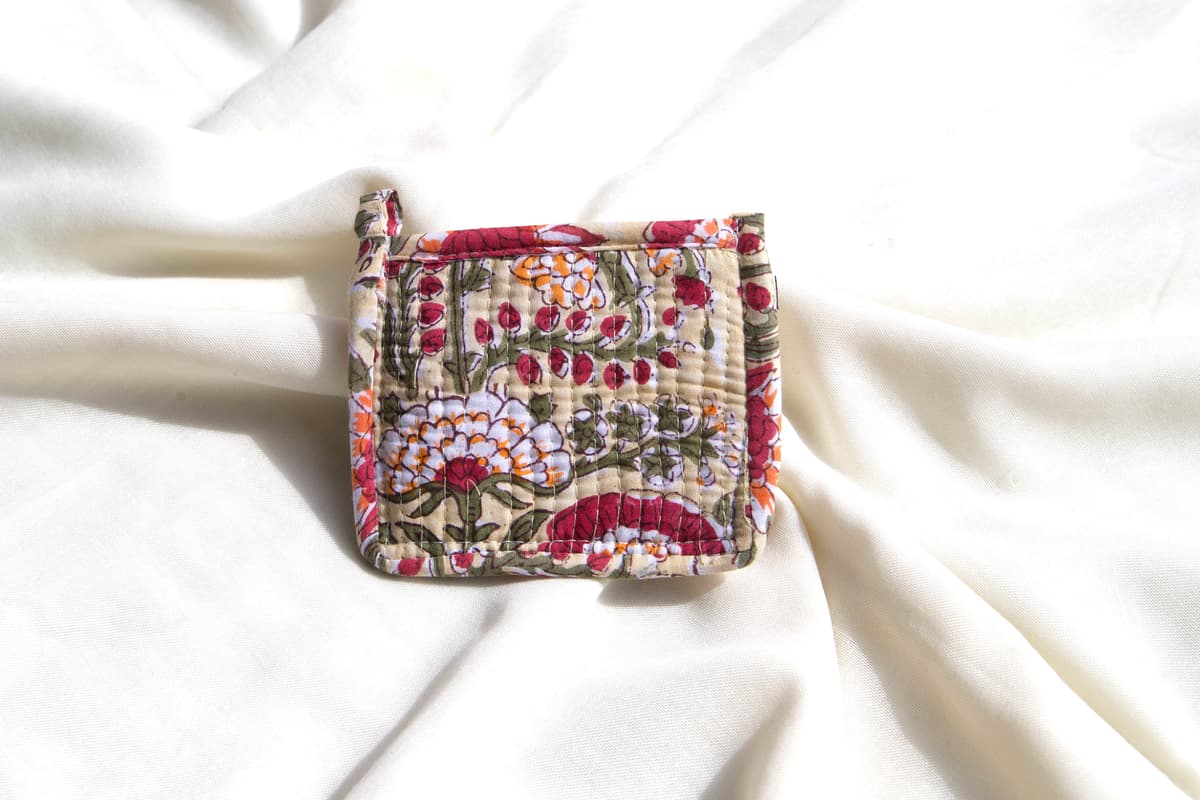 Porte monnaie coton matelassé beige fleurs rose