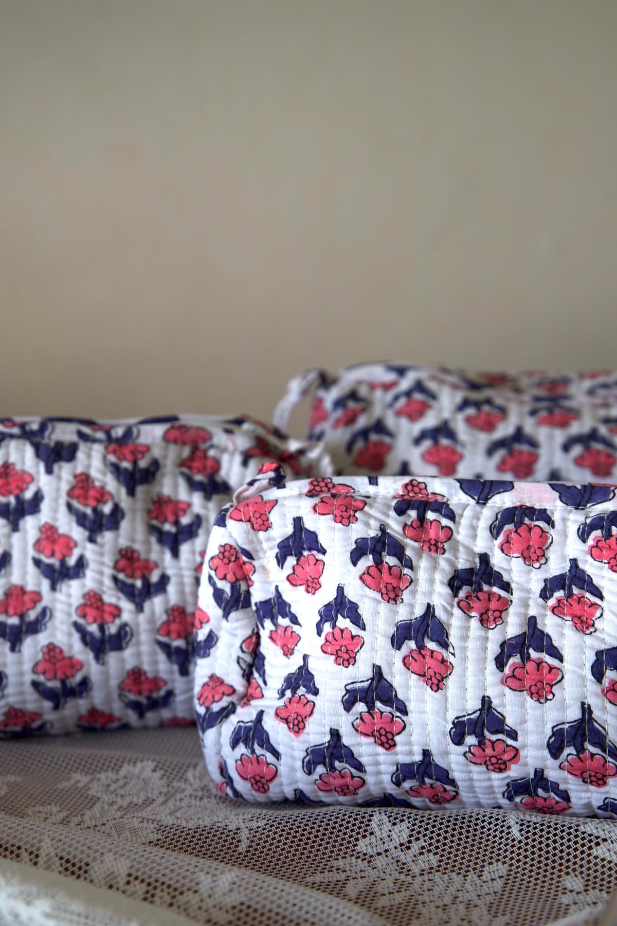 Trousse de toilette matelassée petites fleurs