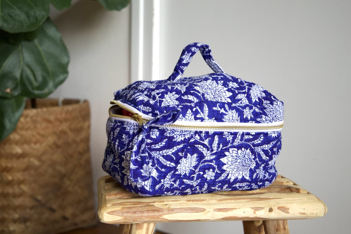 Trousse de toilette type vanity bleu