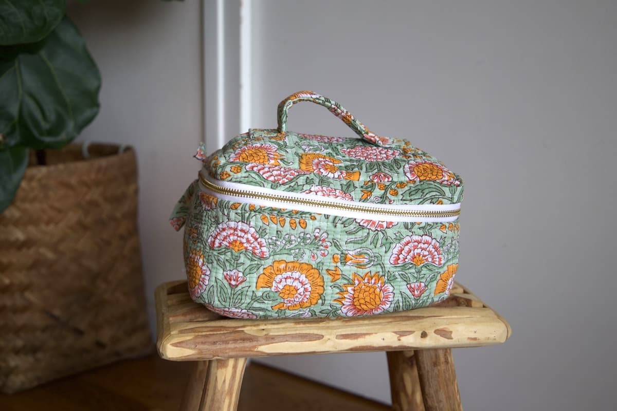 Trousse de toilette type vanity jaune et vert
