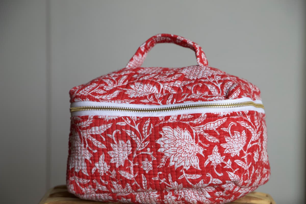 Trousse de toilette type vanity rouge