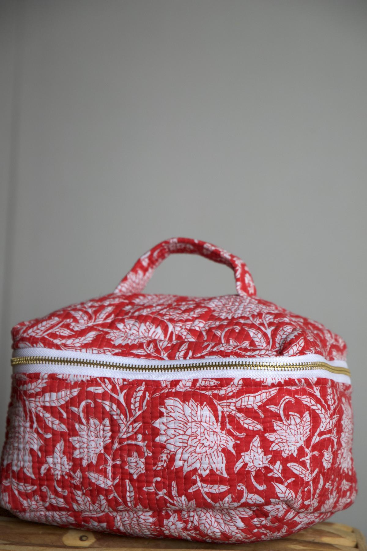 Trousse de toilette type vanity rouge