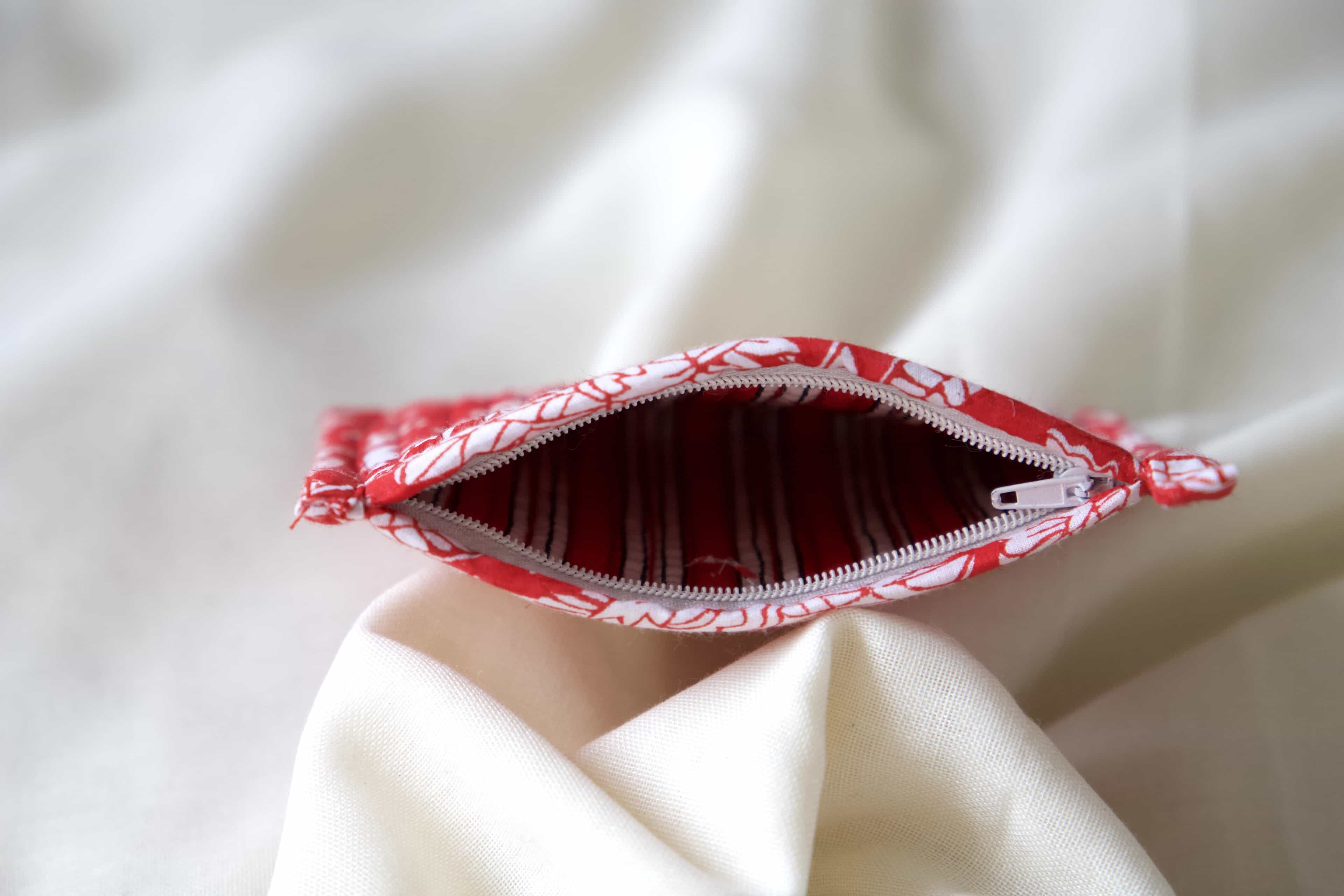 Petit porte monnaie coton matelassé rouge