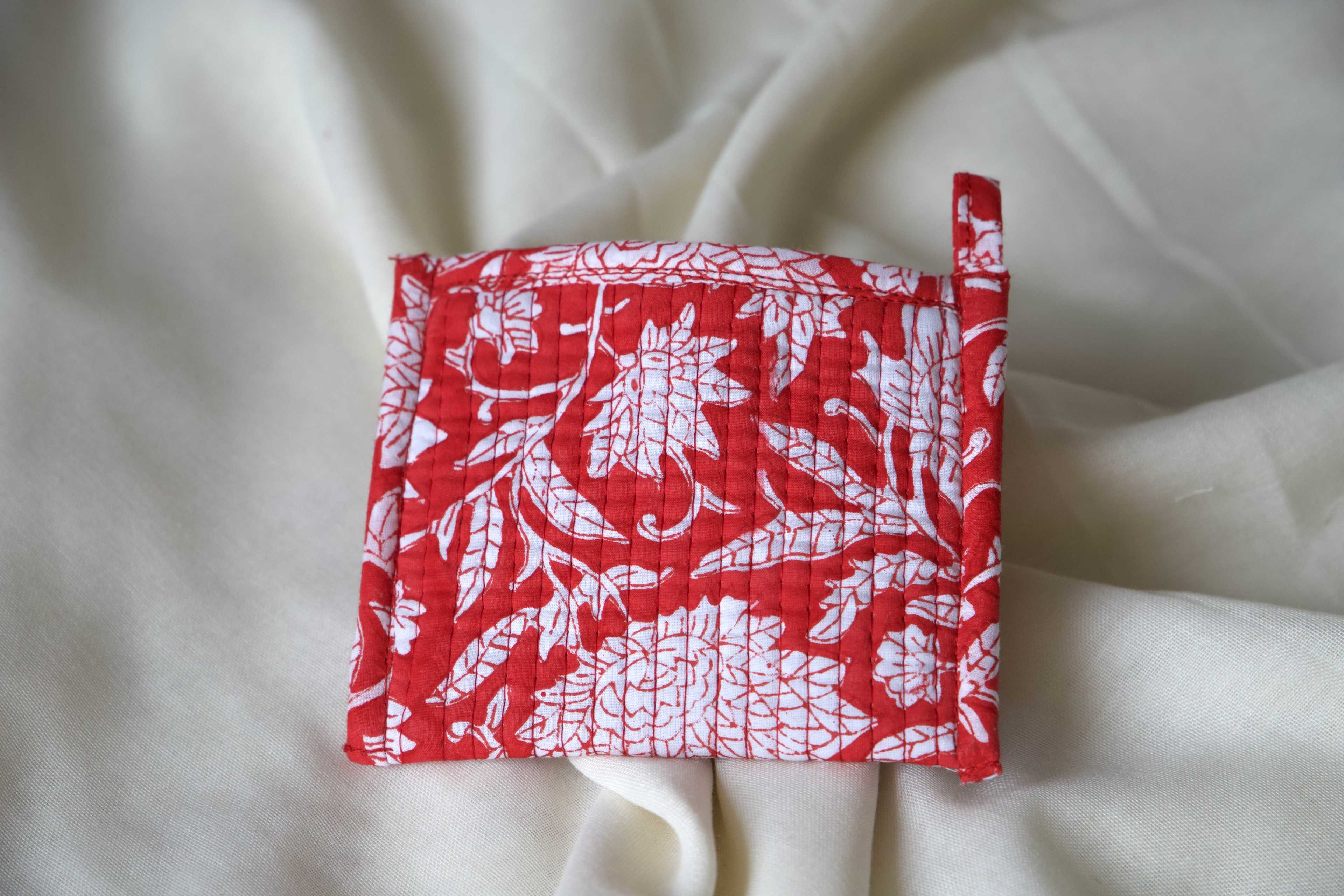 Petit porte monnaie coton matelassé rouge