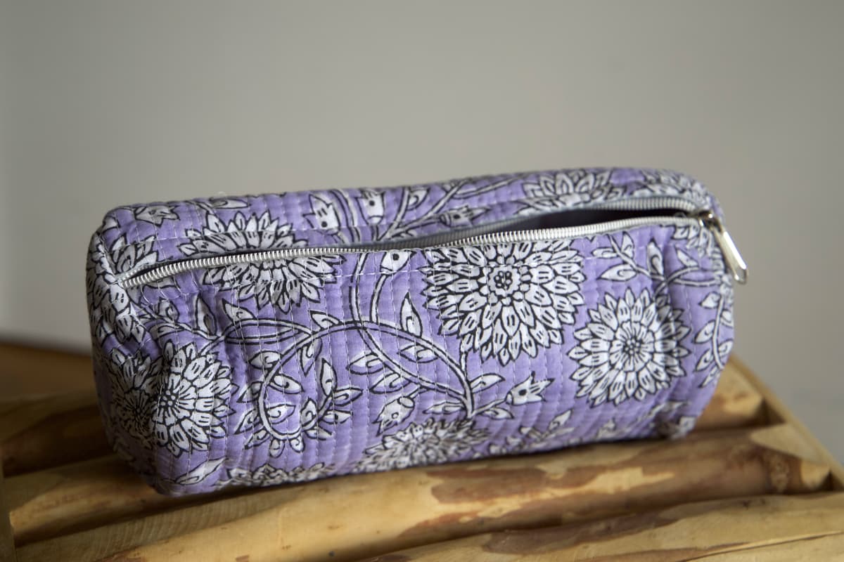 Trousse à crayon matelassé violet